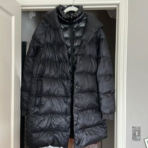 Athleta hooded coat with zip out 1/2 vest, black